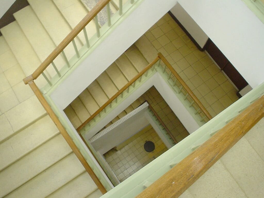 اكتشاف جديد في الفيزياء قد يدعم فرضية أننا نعيش في محاكاة حاسوبية